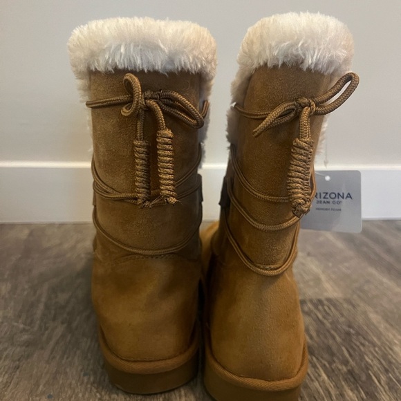 NEW  like Ugg Boots - Picture 4 of 7